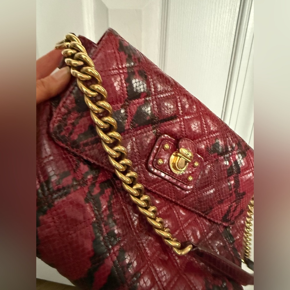 Marc Jacob’s Phython Quilted Leather and Gold Elegant Red Quilted Shoulder Bag - Picture 9 of 11